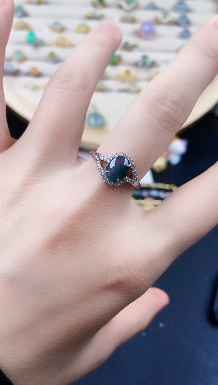 【闪购商品】翡翠戒指银S925镶嵌41414111