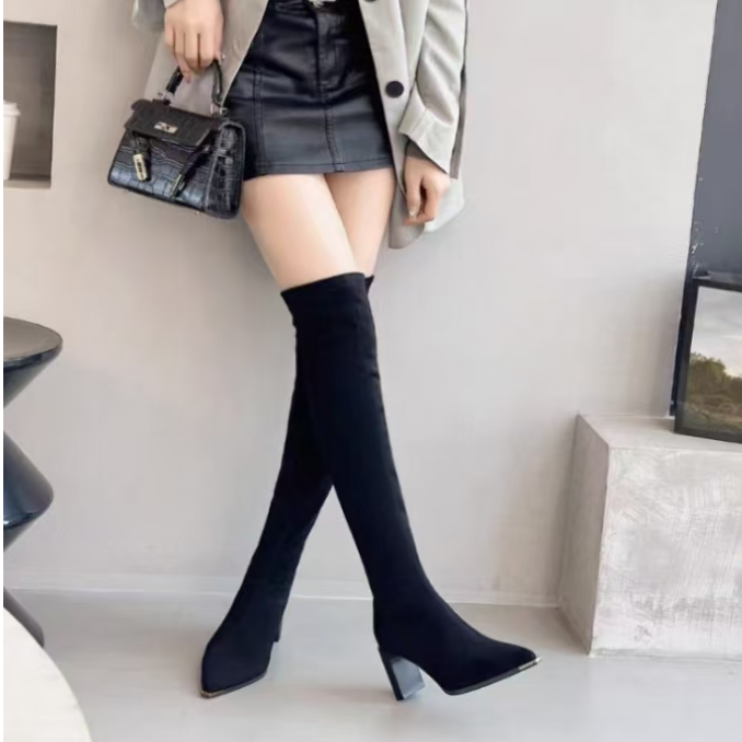 9-972A 冬季新款时尚百搭气质尖头粗跟过膝长靴加绒