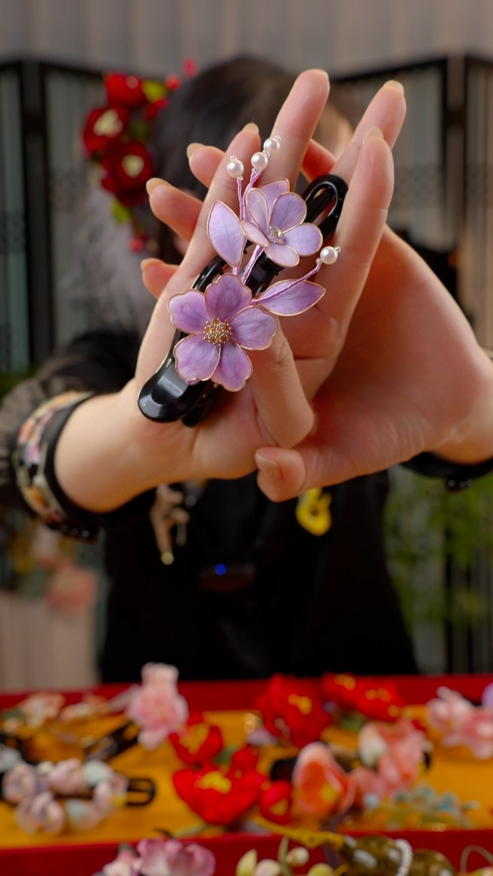 刺绣非遗苏绣绒花