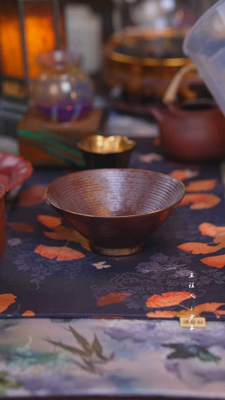 【闪购商品】其他【半闲】赤金饕餮缘壶承