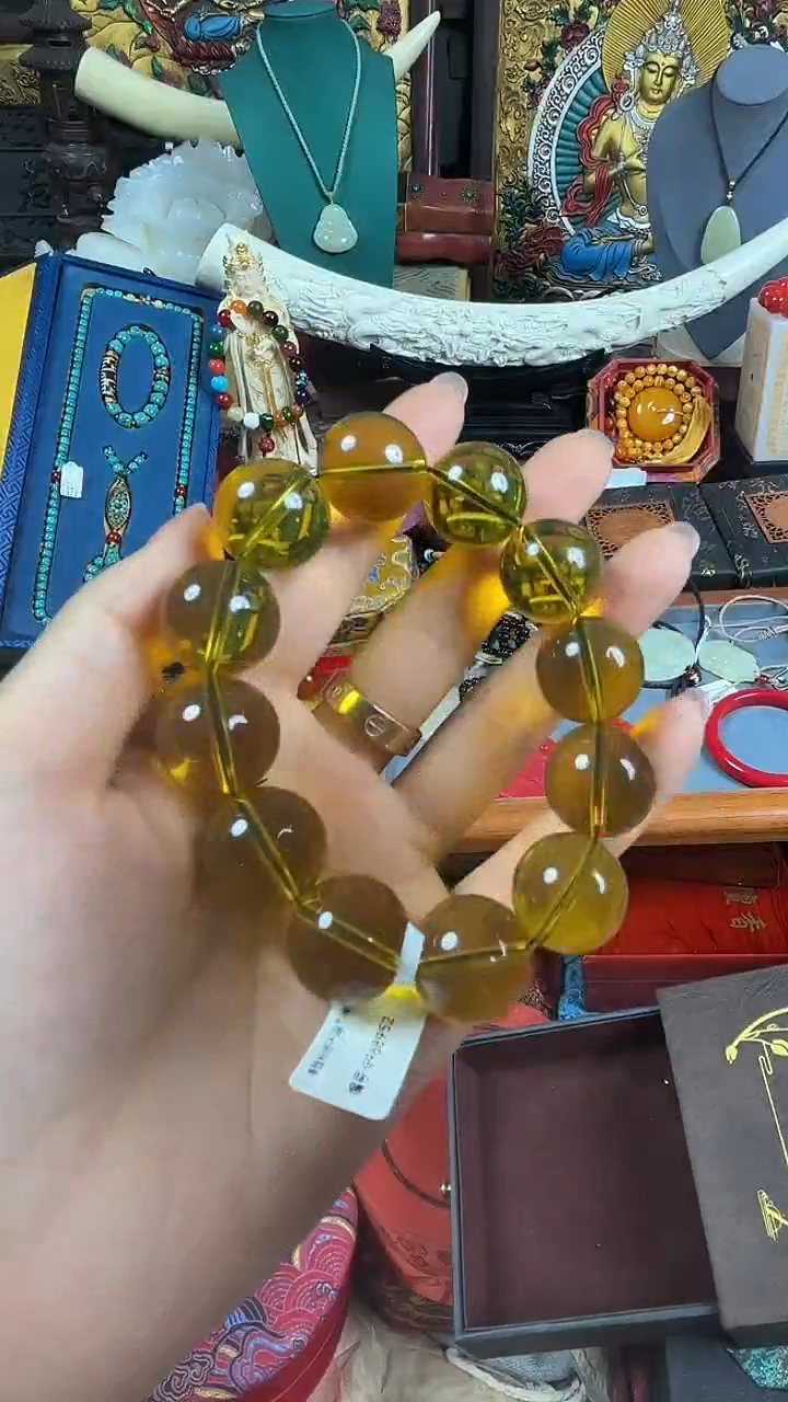 未镶嵌蓝珀裸石678768876786768876