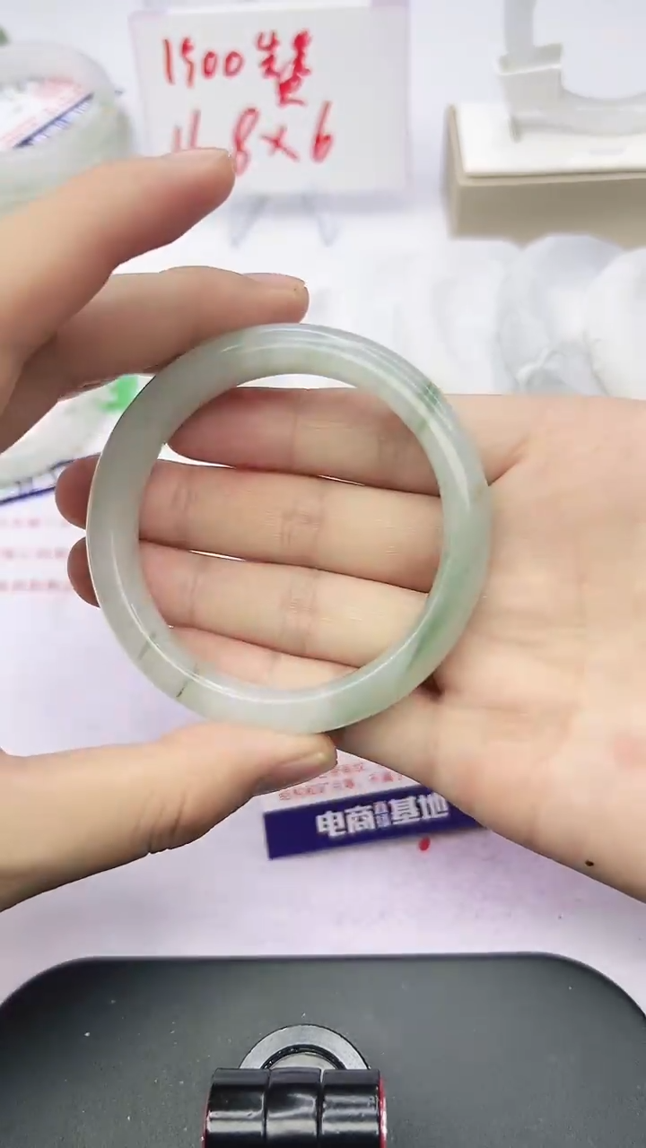 未镶嵌手镯石英质玉10-55/56