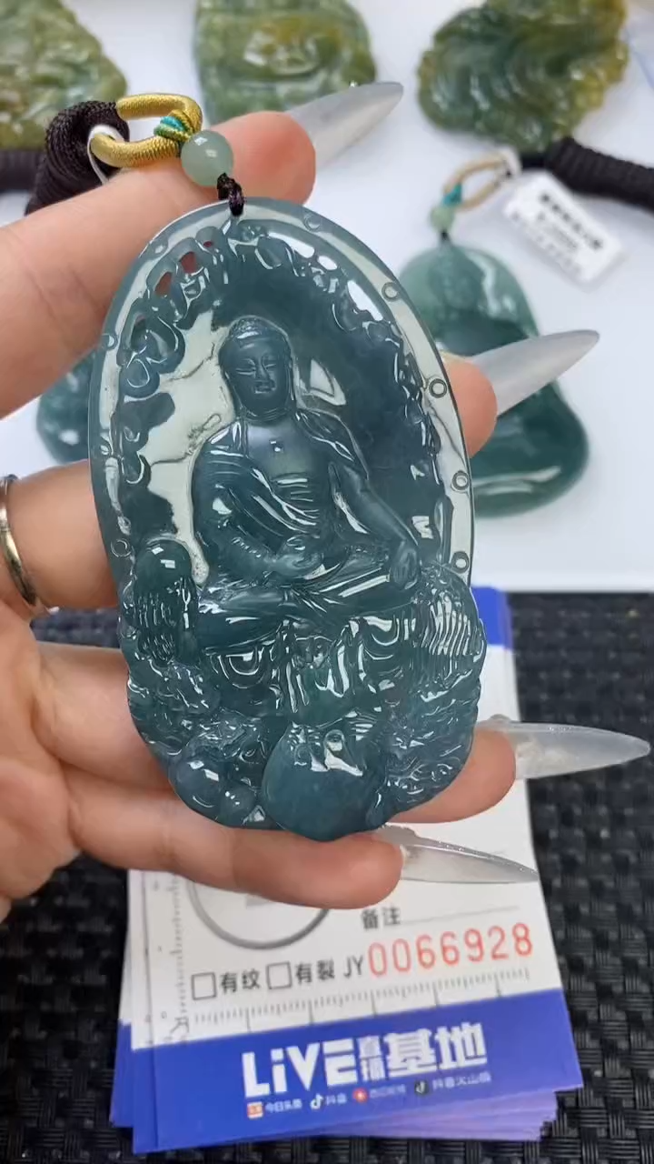 【闪购商品】翡翠颈饰未镶嵌1111111111111111
