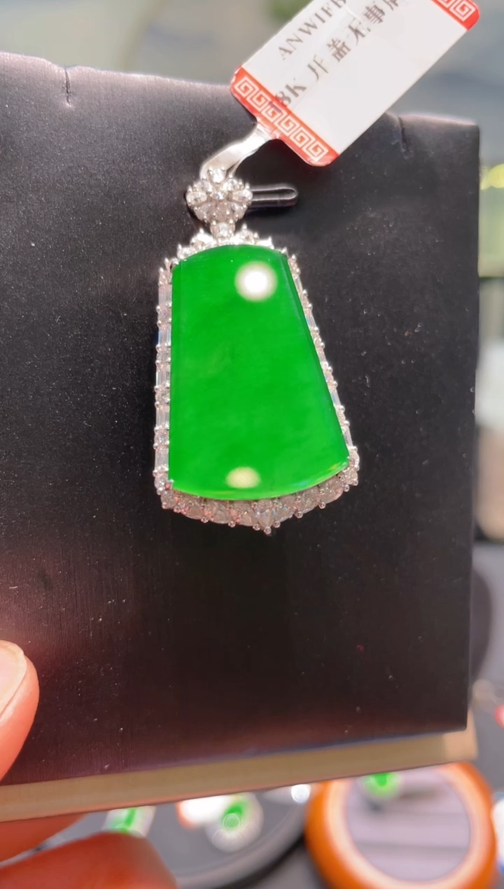 【闪购商品】翡翠颈饰18K金镶嵌A101天然A货翡翠