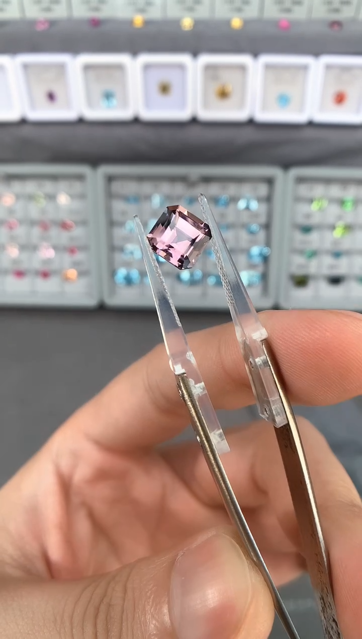 【闪购商品】定制碧玺裸石未镶嵌3.24ct