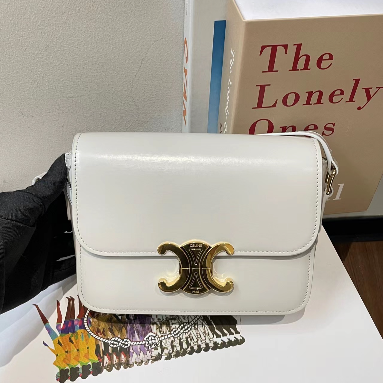 95新 Celine/思琳 Triomphe Triomphe 凯旋门中号鞍包