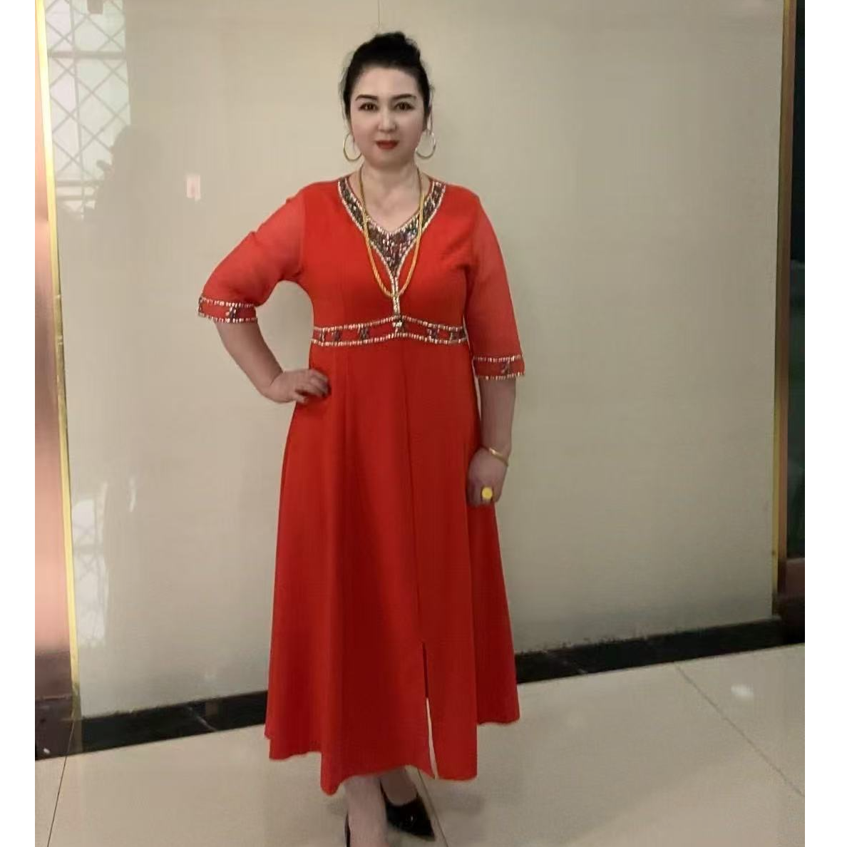 新疆气质显瘦手工穿珠连衣裙123款时尚