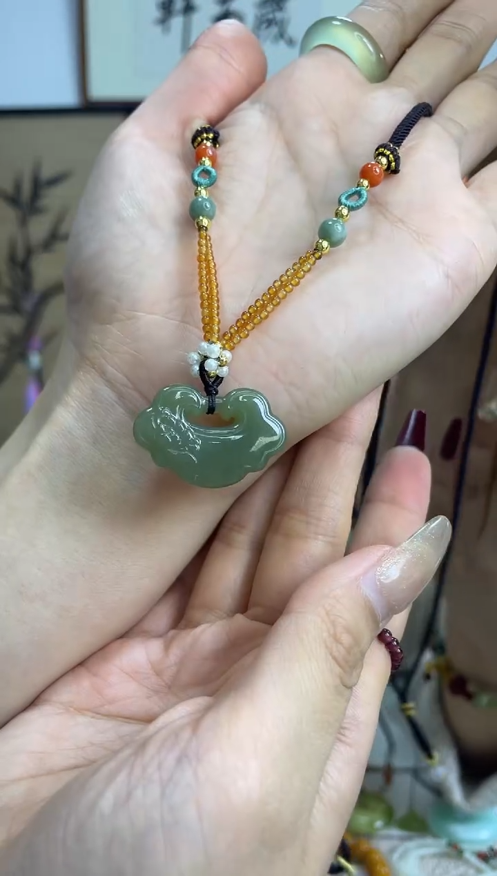 【闪购商品】和田玉吊坠未镶嵌多样性发货其中发一