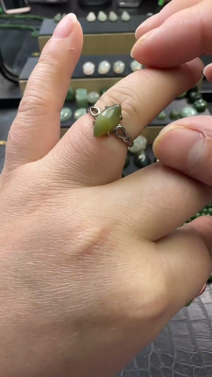 【闪购商品】和田玉戒指未镶嵌戒指