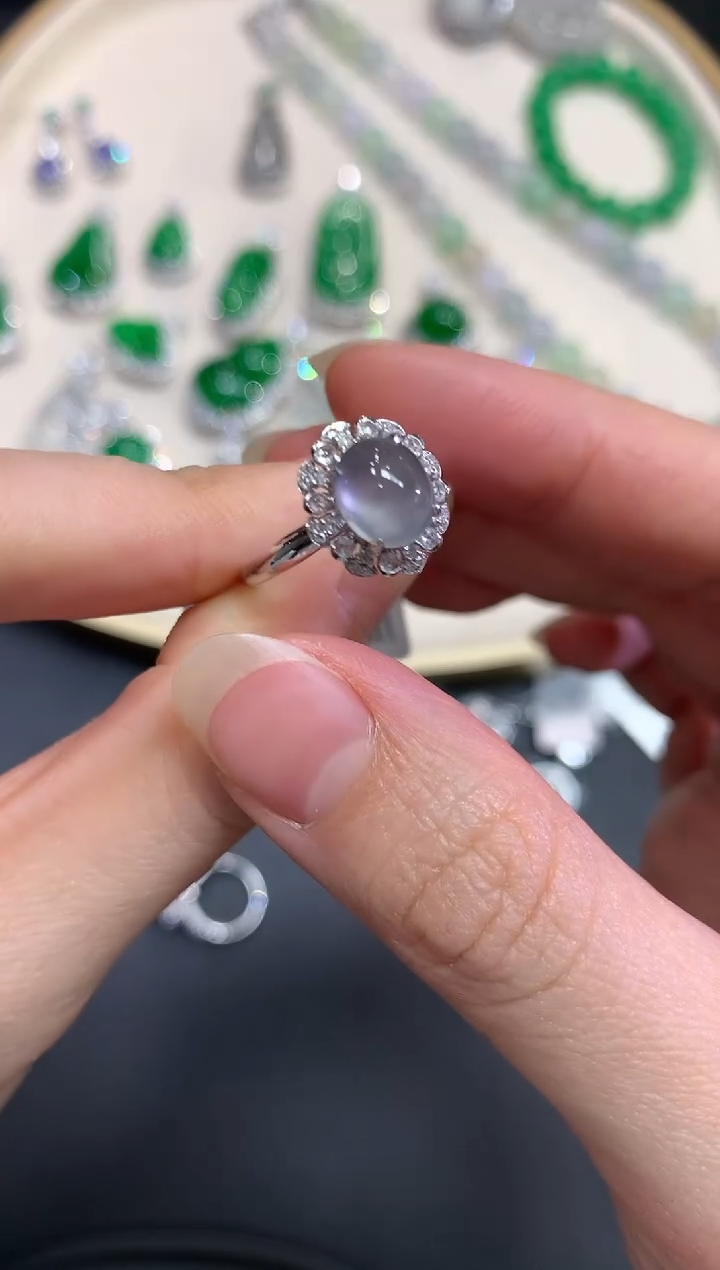 【闪购商品】翡翠戒指18K金镶嵌Q142|8500