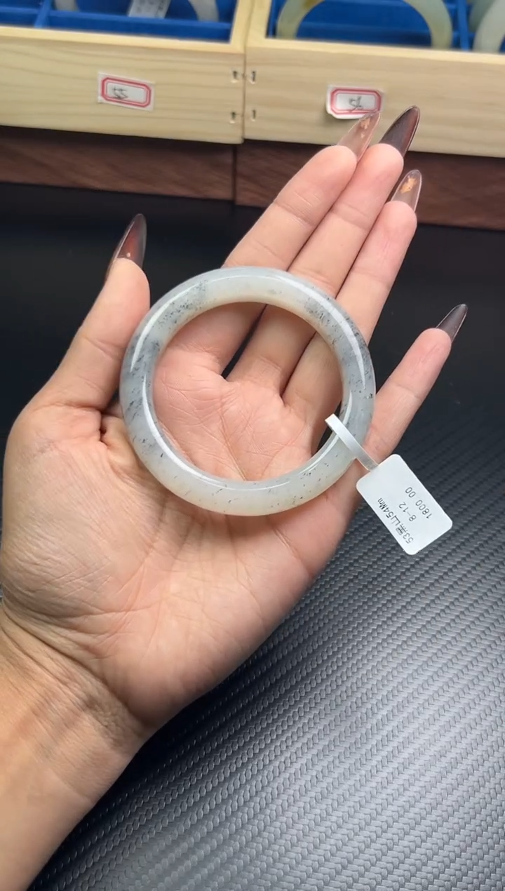 未镶嵌手镯和田玉和田黑山微色差54+mM