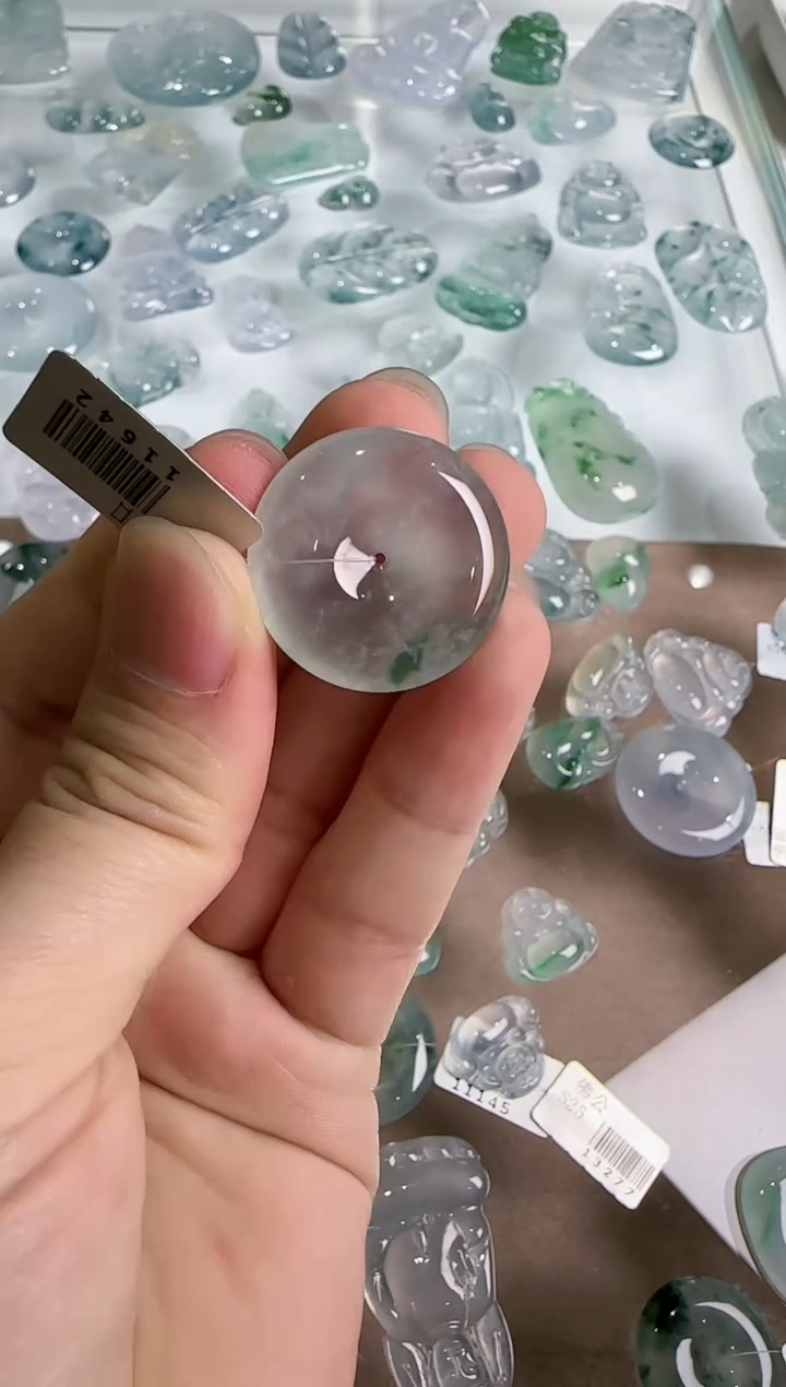【闪购商品】翡翠吊坠(不含链)未镶嵌..