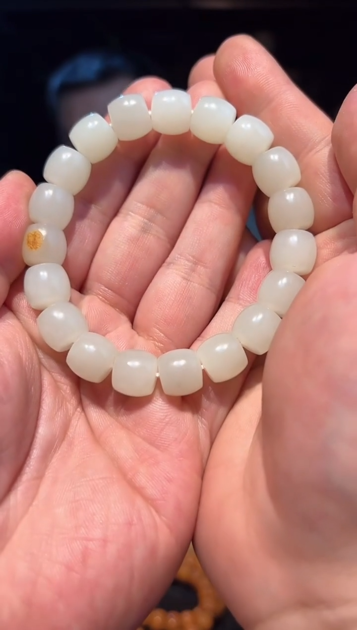 【闪购商品】和田玉手串未镶嵌12+单圈