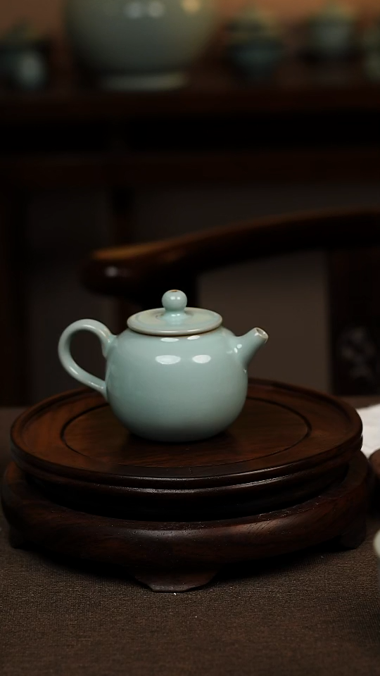 瓷片天青色全手工小苹果壶130ml微瑕不带礼盒