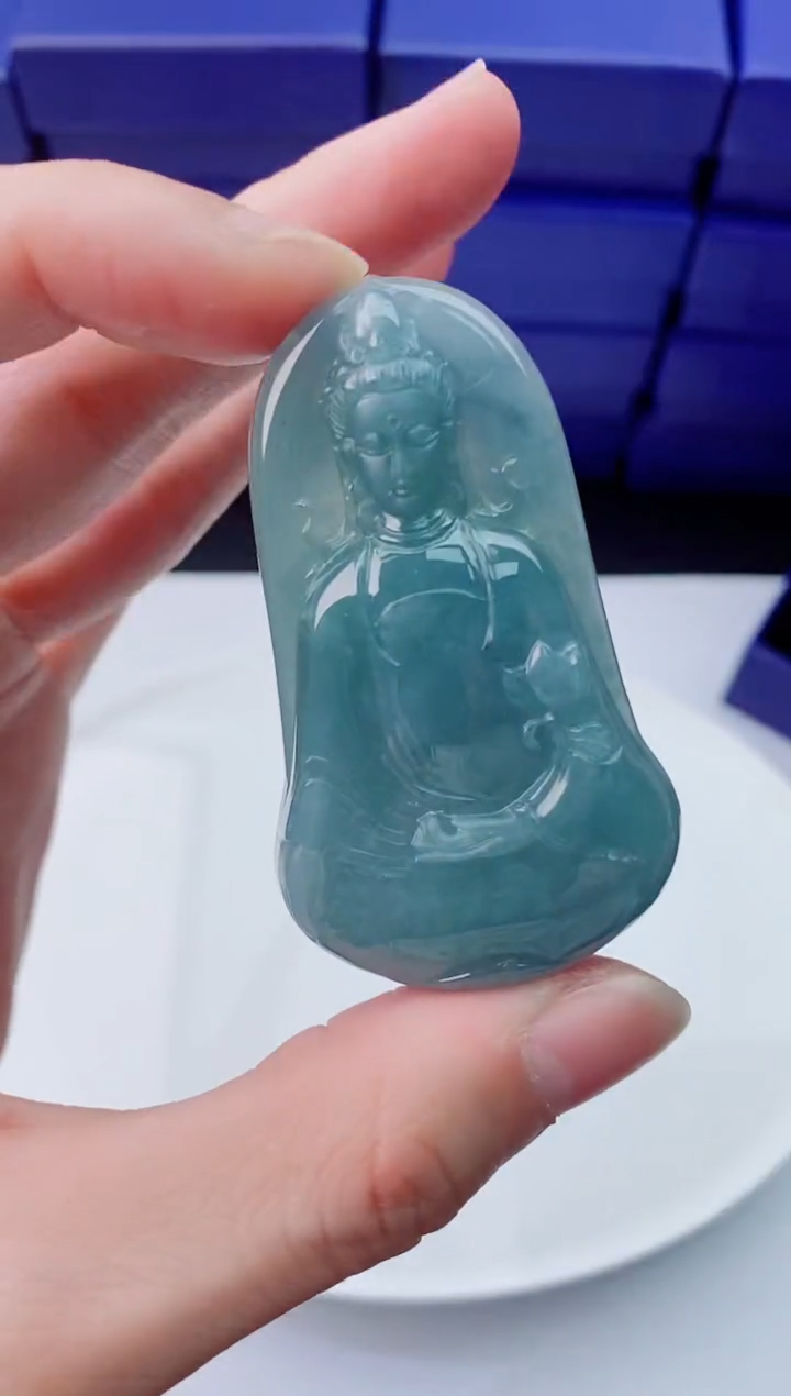 【闪购商品】翡翠颈饰未镶嵌            