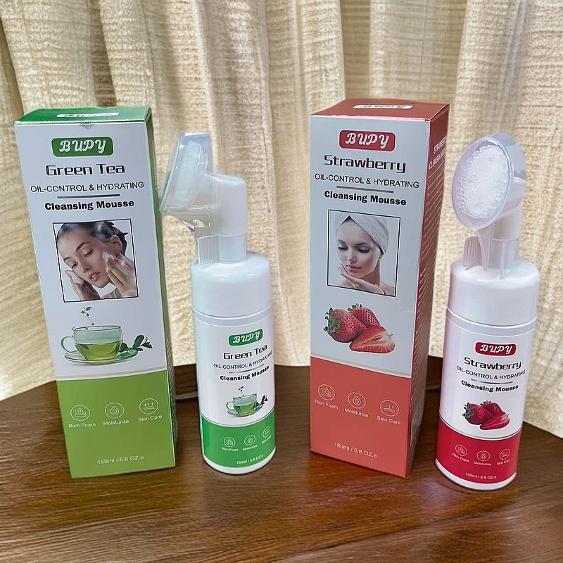 草莓清茶洁面慕斯150ml