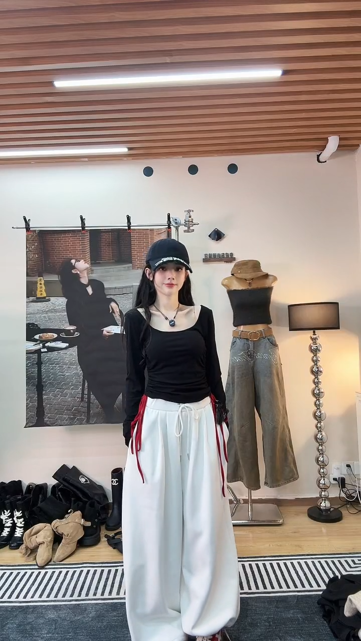 2025变成岛屿孤品拼手速款上衣