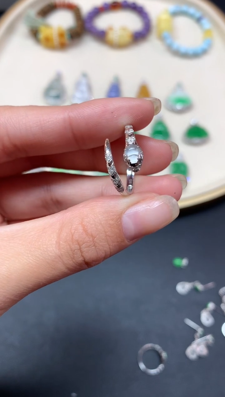 【闪购商品】翡翠戒指18K金镶嵌戒指A22|1980