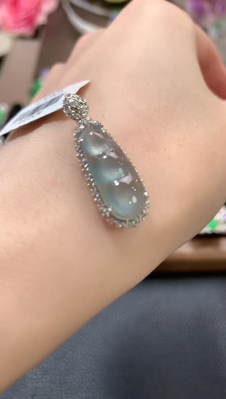 吊坠(不含链)18K金镶嵌翡翠c25