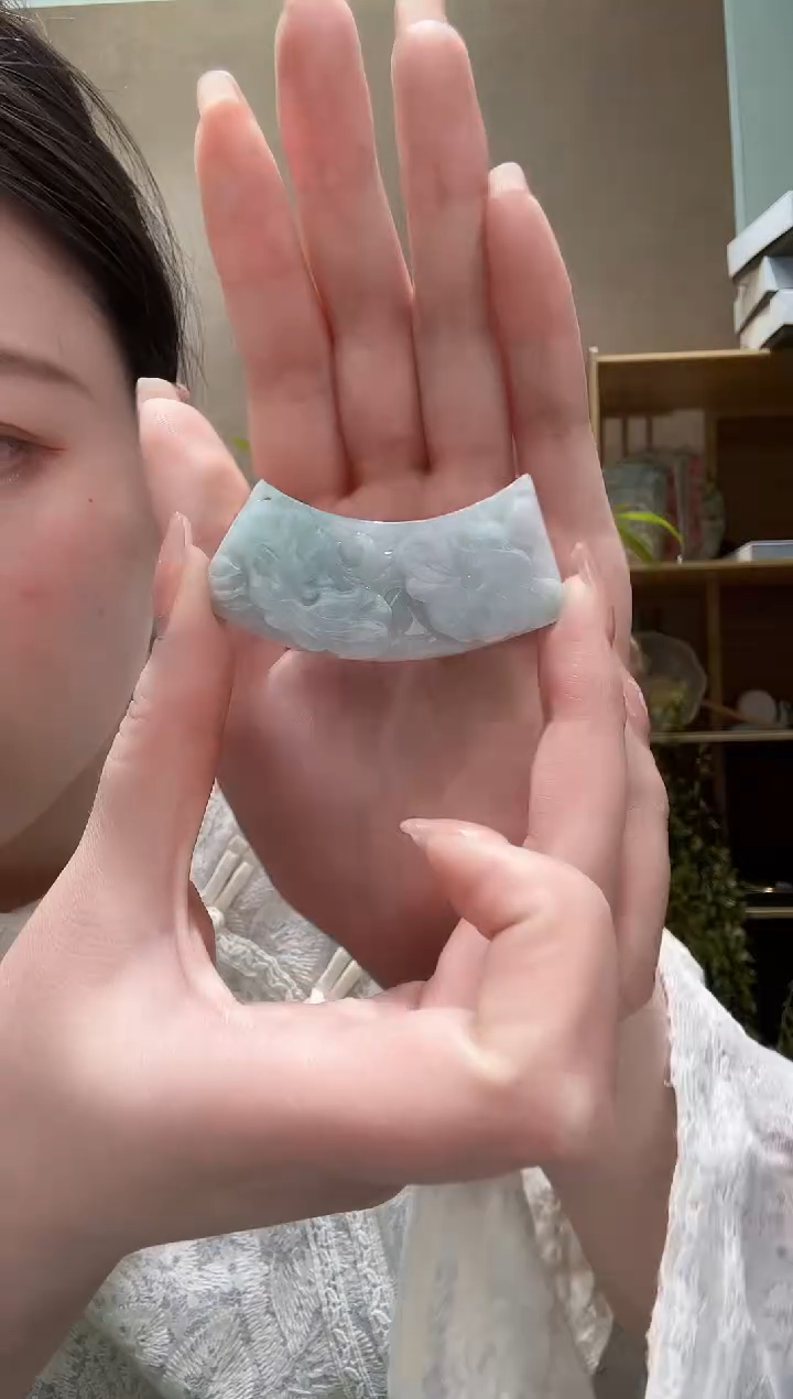 【闪购商品】翡翠未镶嵌颈饰吊坠