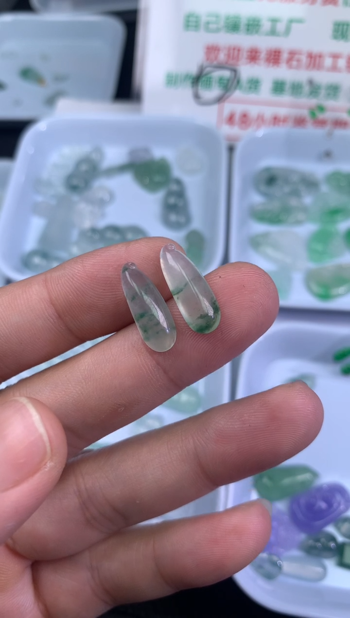 【闪购商品】翡翠颈饰未镶嵌福瓜