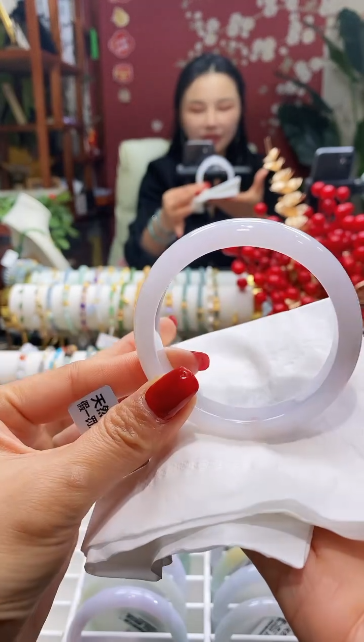 【闪购商品】翡翠手镯未镶嵌132圈口55-57/12.5*7.6