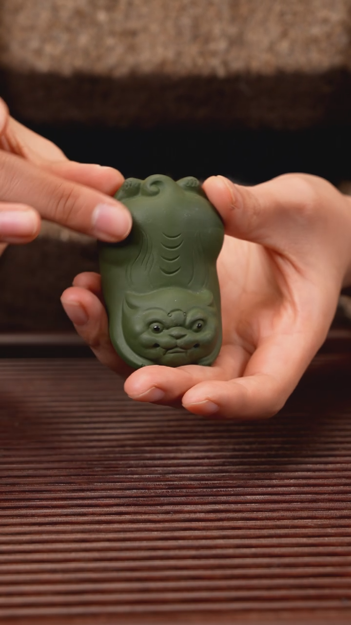 【闪购商品】紫砂茶宠绿泥小飞虎