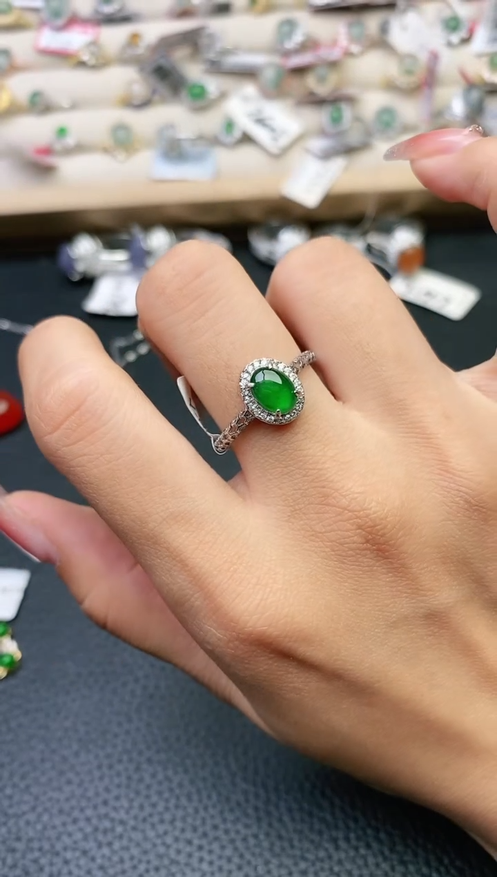 【闪购商品】翡翠戒指银S925镶嵌11111