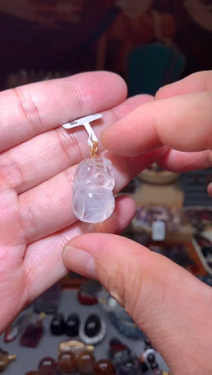 18K金镶嵌珠宝半成品水晶蓝针貔貅
