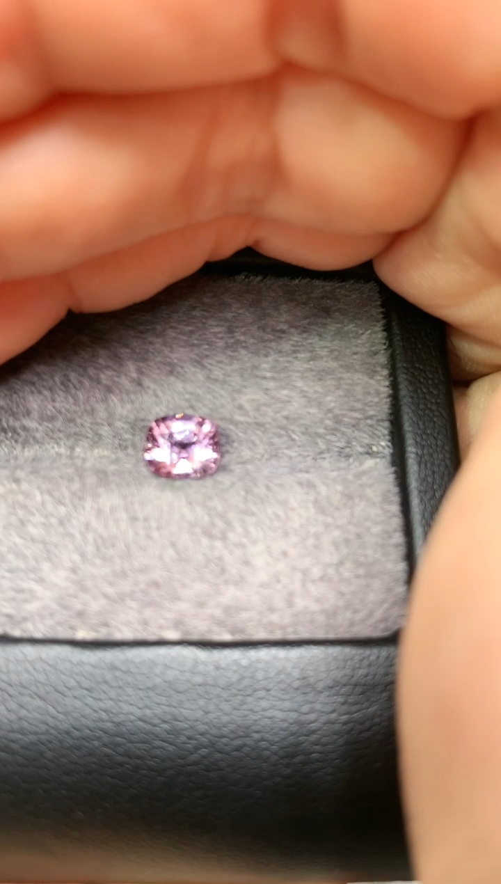 【闪购商品】定制尖晶石裸石未镶嵌枕型 紫色调 1.29ct