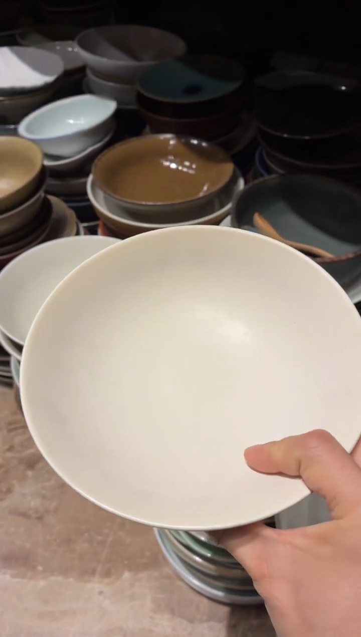 瓷片N*649微瑕内黄盘1个