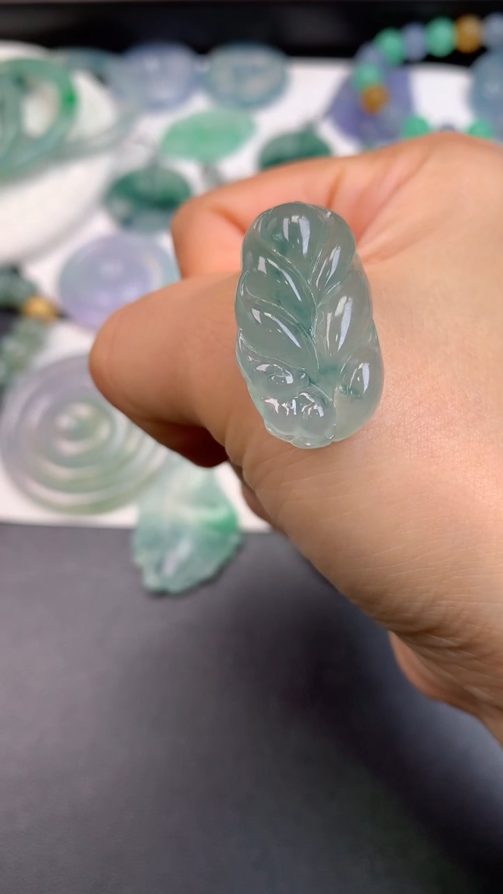未镶嵌定制翡翠0835828717（28*16*6.2）