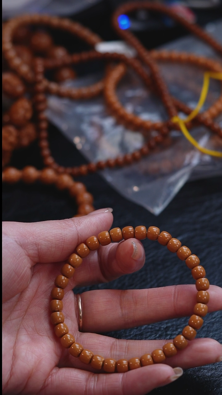 手串橄榄核?**蜜苏工橄榄核