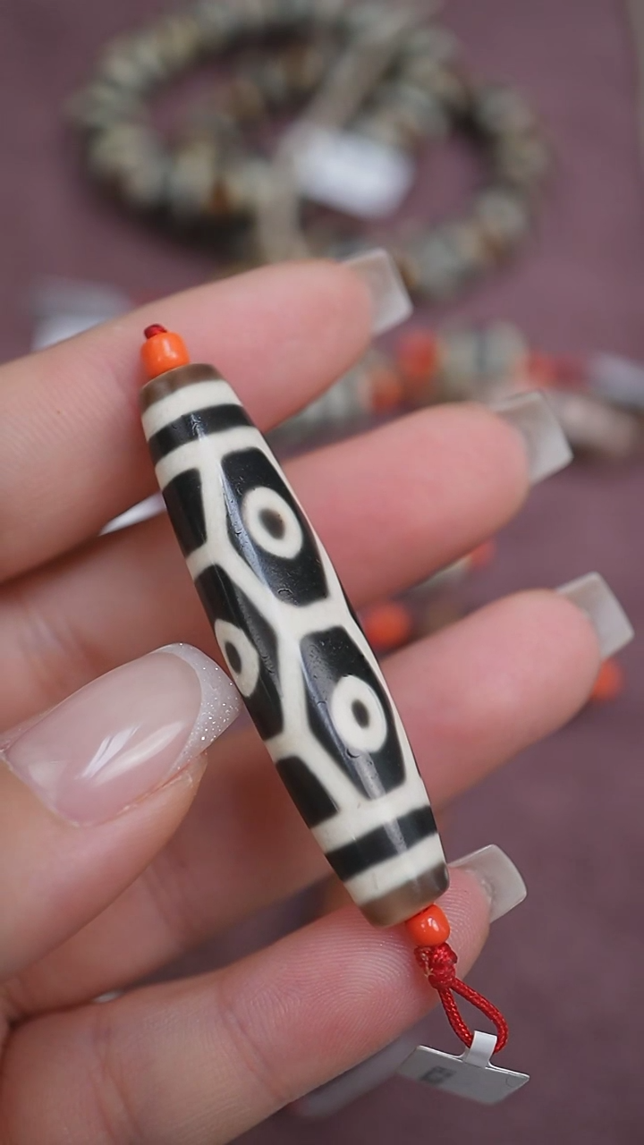 【闪购商品】玛瑙/玉髓颈饰未镶嵌蚀花玛瑙珠定制编绳