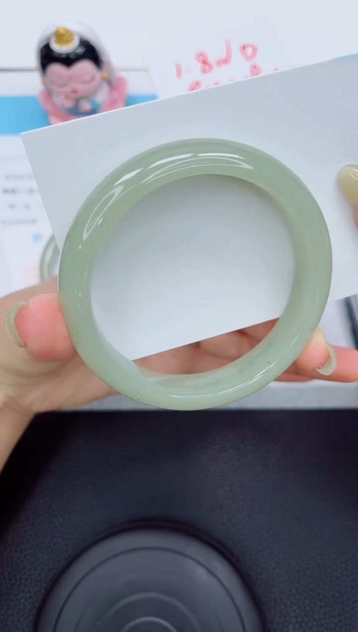 石英质玉手镯未镶嵌198-61