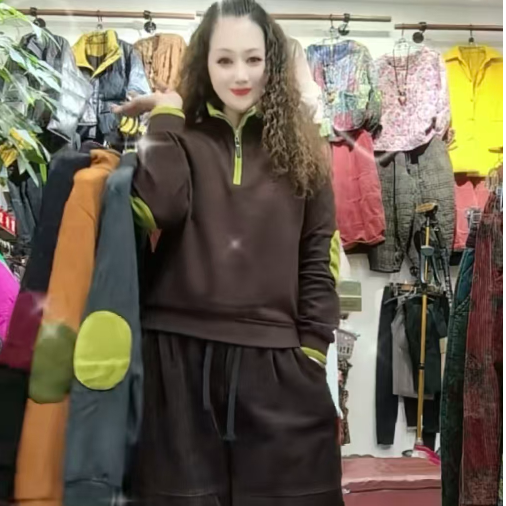 【依然美】袖贴布拉链拼色领休闲时尚百搭软暖高品德绒卫衣衫