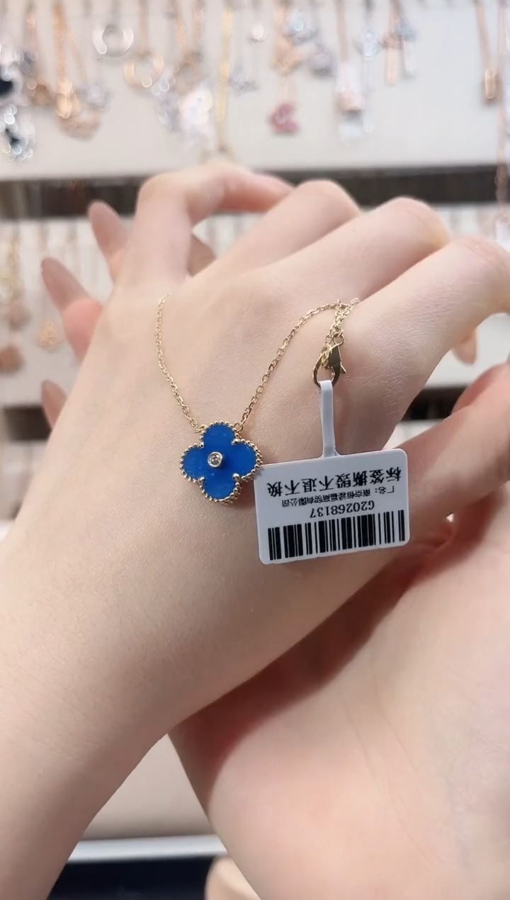 颈饰钻石18K金镶嵌18K金镶嵌 K黄