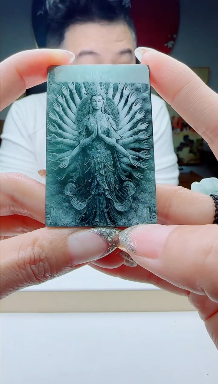 颈饰未镶嵌翡翠多样性发其一