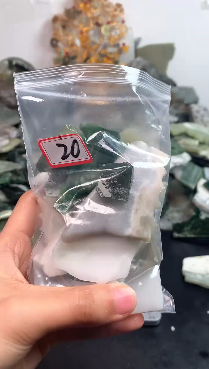 未镶嵌和田玉摆件20