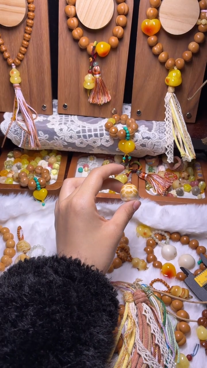 吊坠猴头核桃袁*配饰差价富甲