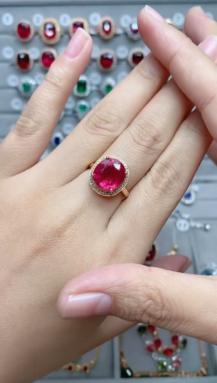 【闪购商品】红色碧玺18K金戒指18K金镶嵌.