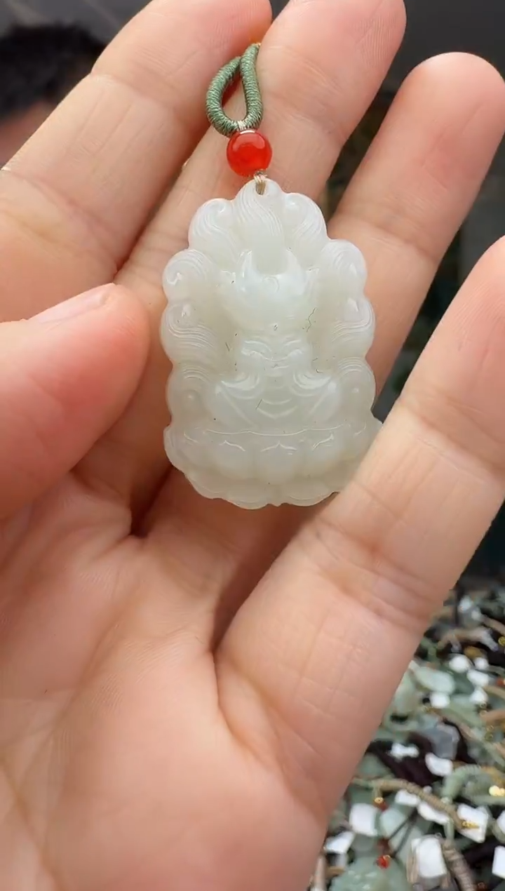 未镶嵌和田玉挂件拍一发一