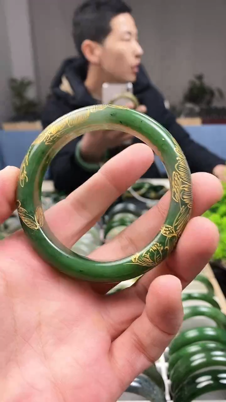 【闪购商品】和田玉手镯未镶嵌55.7