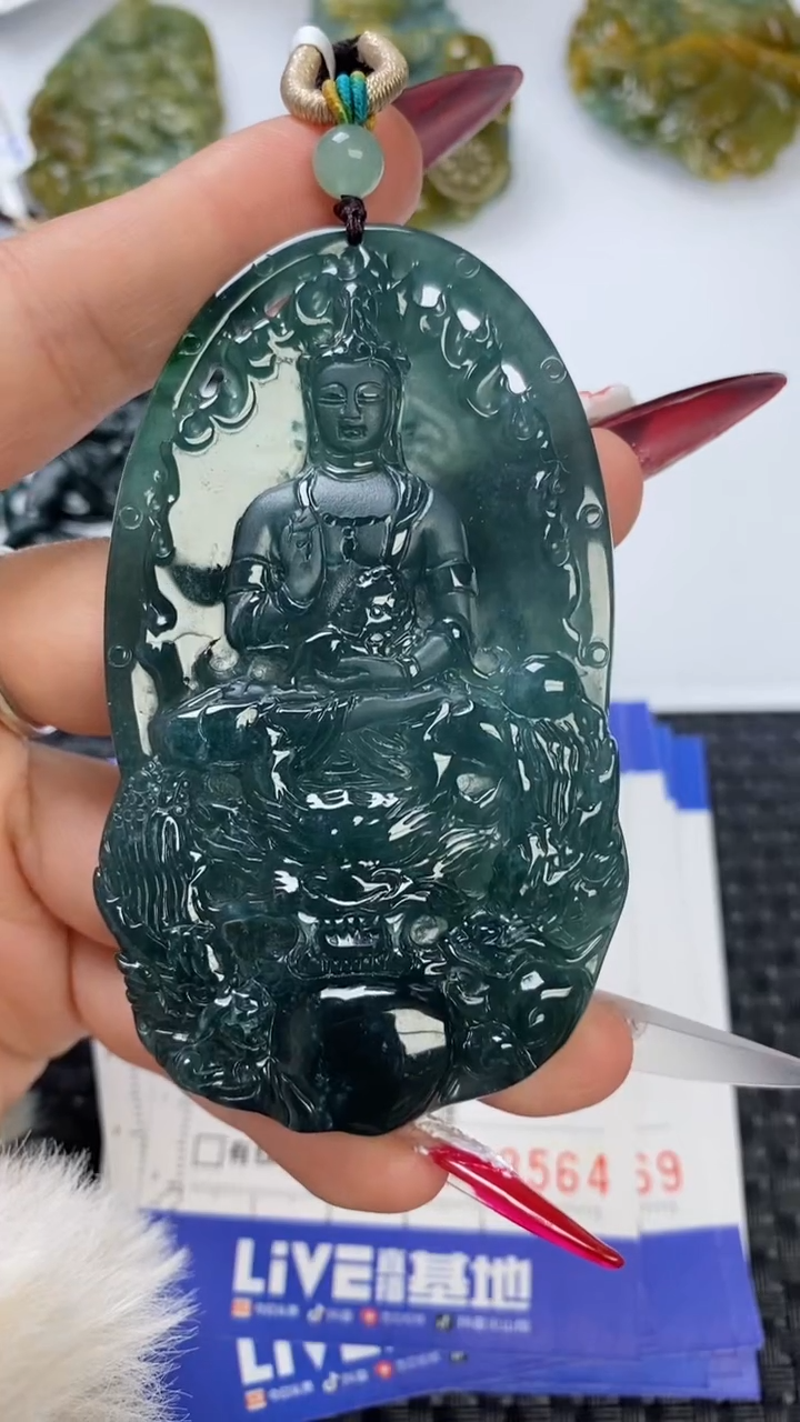 【闪购商品】翡翠颈饰未镶嵌111111111111111