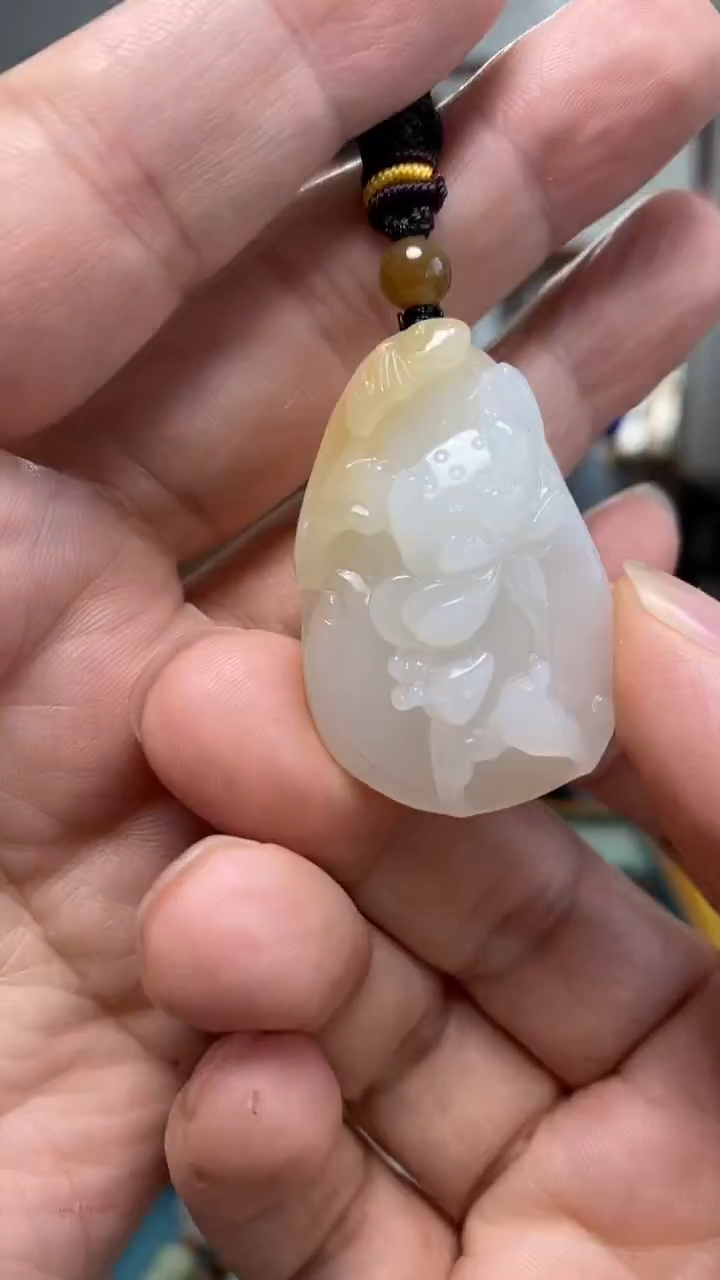 颈饰未镶嵌和田玉90