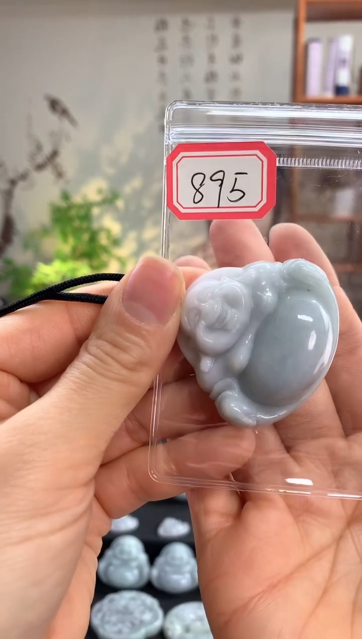 【闪购商品】翡翠颈饰未镶嵌佛公895