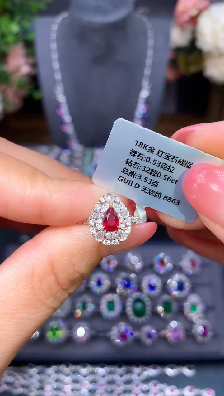 18K金镶嵌戒指红宝石戒指