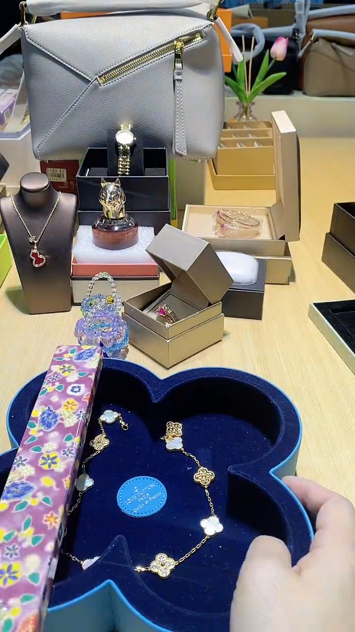 【闪购商品】瓷片锅碗瓢盆一件不剩