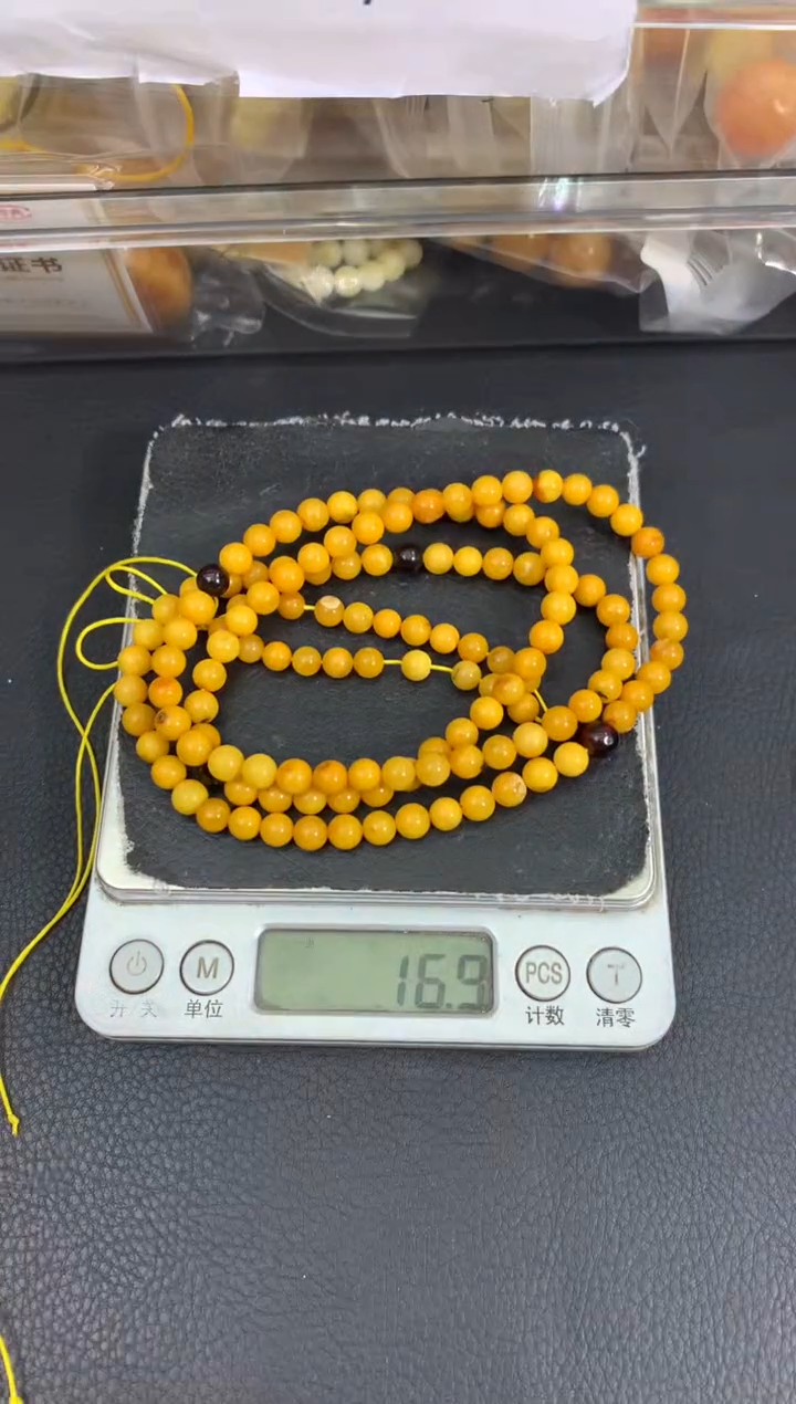 蜜蜡未镶嵌珠宝奇石129