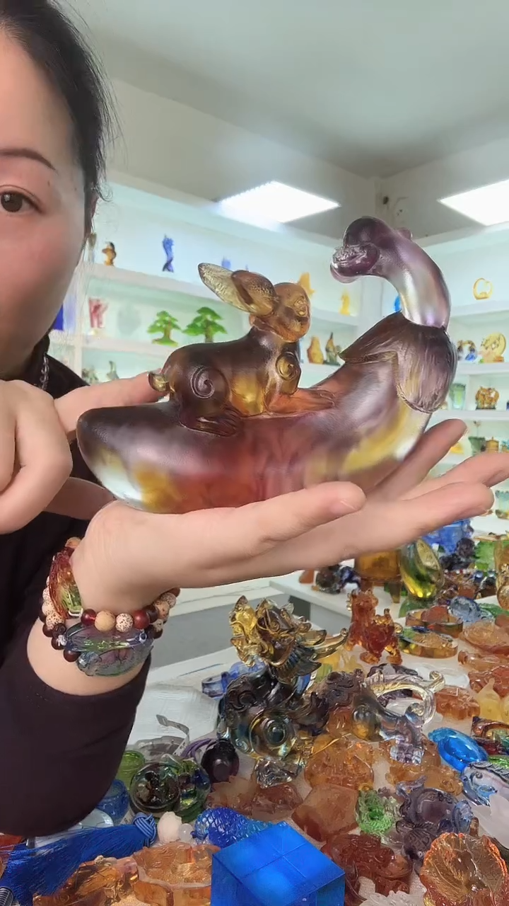 手工艺品琉璃兔子